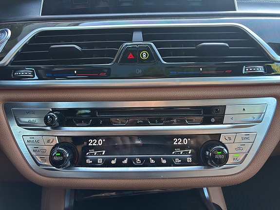 BMW 730 19 of 30