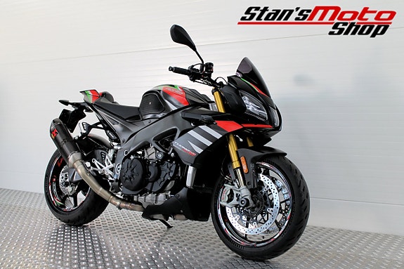 Aprilia Tuono V4 1100 Factory Akrapovic Inkommande 2 of 17