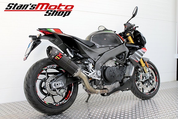 Aprilia Tuono V4 1100 Factory Akrapovic Inkommande 3 of 17
