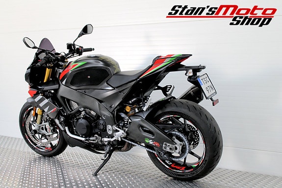 Aprilia Tuono V4 1100 Factory Akrapovic Inkommande 9 of 17