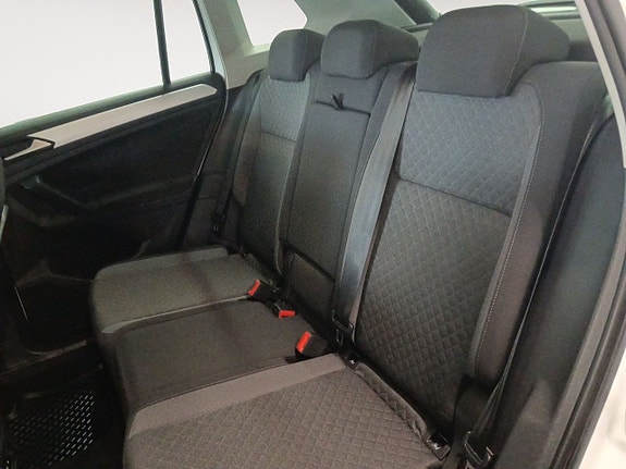 Volkswagen Tiguan 14 of 20