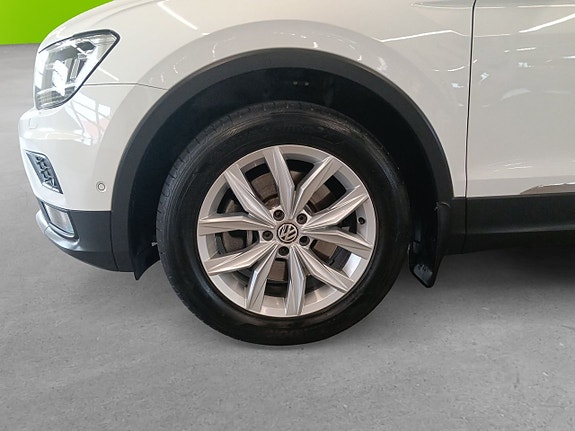 Volkswagen Tiguan 8 of 20