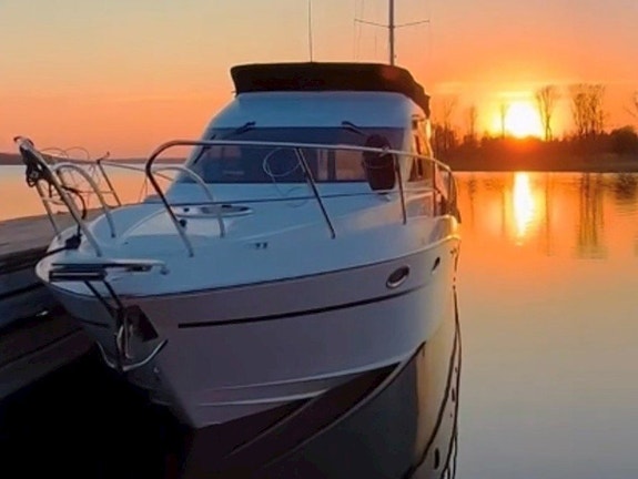 Galeon 330 Fly / 2 x VP D4-225 hk 4 of 30