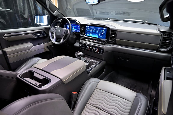 Chevrolet Silverado 1500 14 of 30