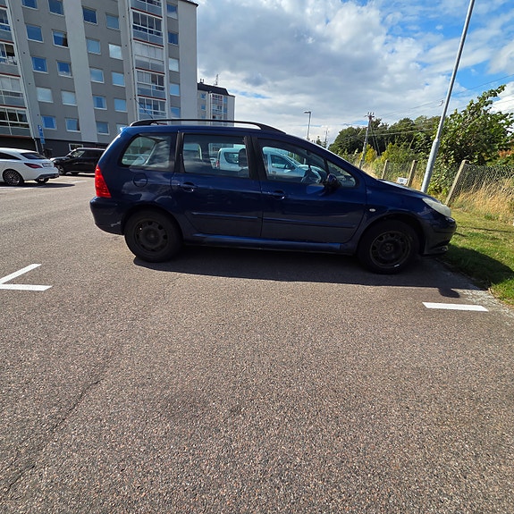 Peugeot 307 3 of 8