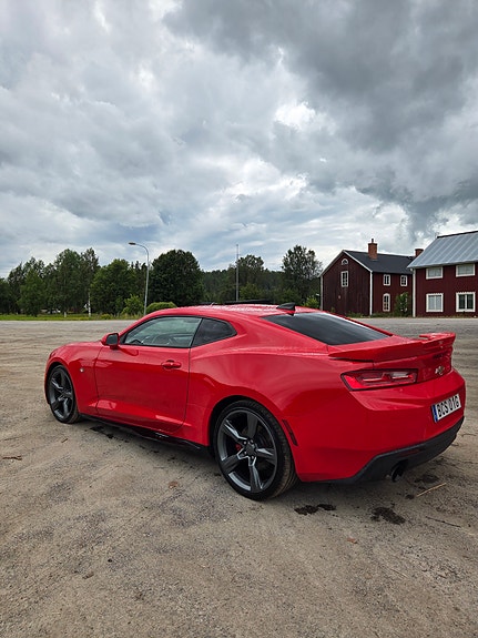 Chevrolet Camaro 3 of 4