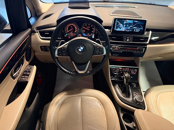BMW 220d 10 of 15
