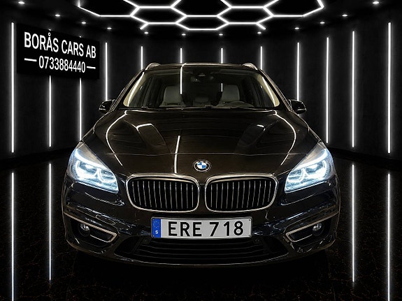 BMW 220d 2 of 15