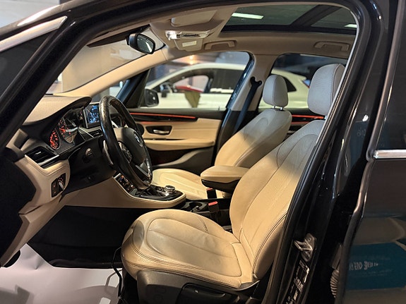 BMW 220d 6 of 15