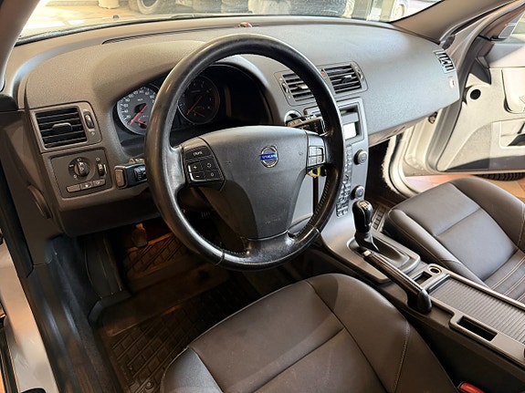 Volvo V50 12 of 24