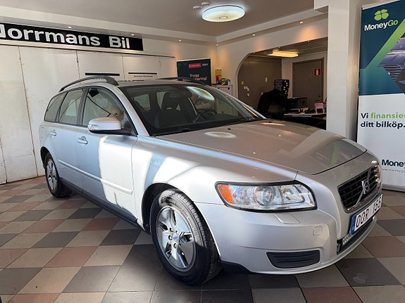 Volvo V50 5 of 24