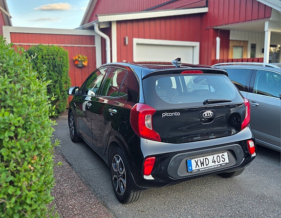 Kia Picanto 5 of 12
