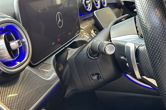 Mercedes-Benz C300 e 17 of 30