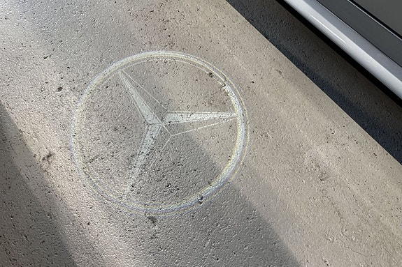 Mercedes-Benz C300 e 30 of 30