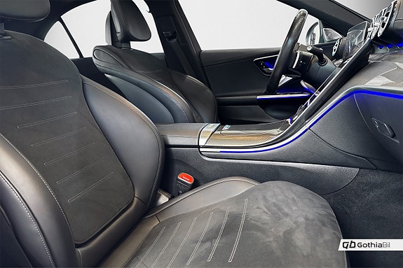 Mercedes-Benz C300 e 11 of 30