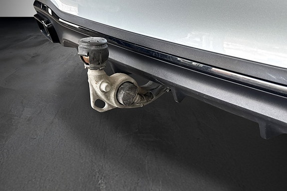 Mercedes-Benz C300 e 22 of 30