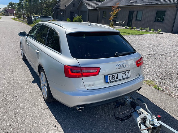 Audi A6 4 of 9