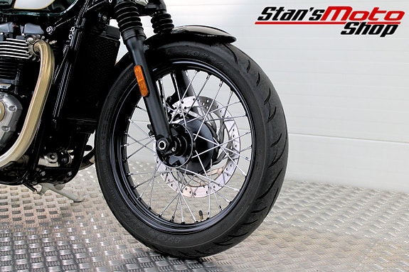 Triumph Bonneville Bobber 1200 ABS 7 of 18