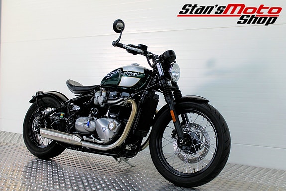 Triumph Bonneville Bobber 1200 ABS 2 of 18