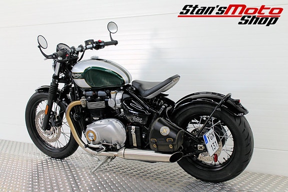 Triumph Bonneville Bobber 1200 ABS 11 of 18