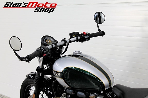 Triumph Bonneville Bobber 1200 ABS 17 of 18