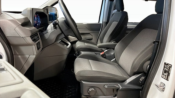 Volkswagen Transporter 8 of 12
