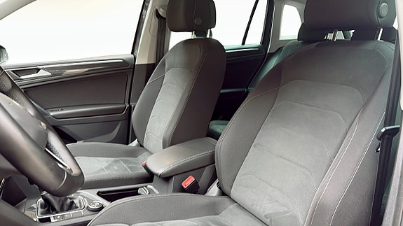 Volkswagen Tiguan 8 of 15