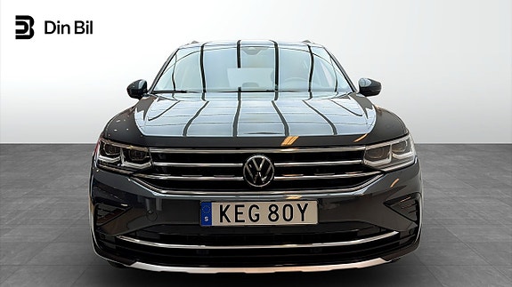 Volkswagen Tiguan 4 of 15