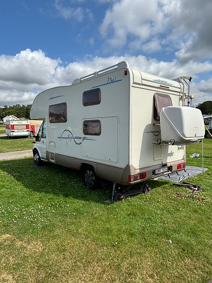 Ford Rimor 2 of 14