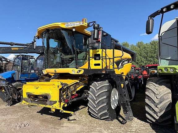 New Holland CX780 20” 6 of 9