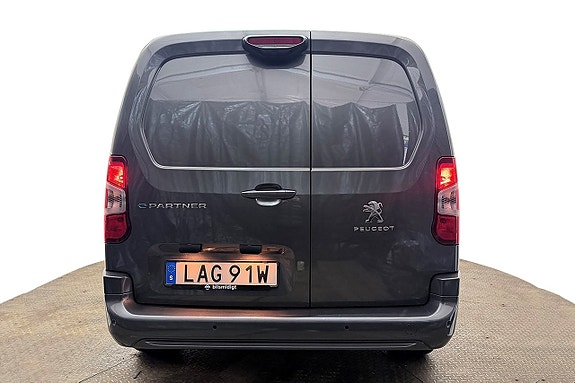 Peugeot e-Partner 7 of 30