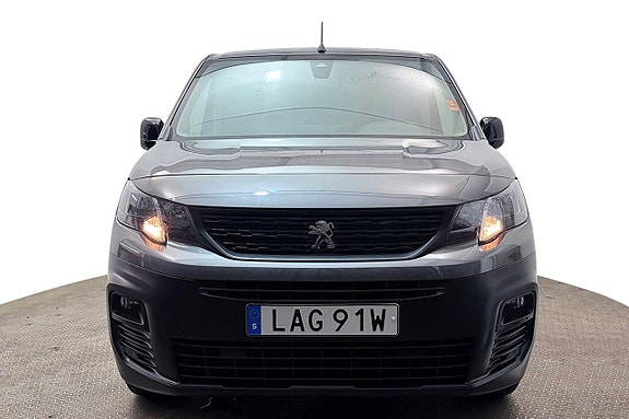 Peugeot e-Partner 3 of 28