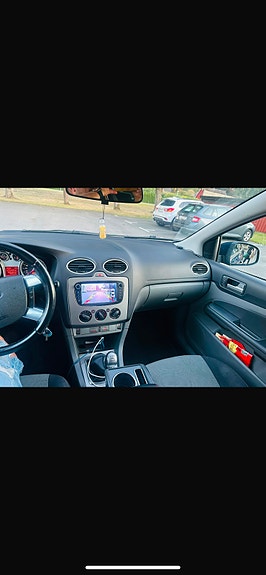 Ford Focus 3 of 6