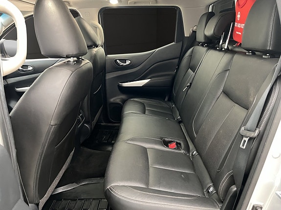 Nissan Navara 28 of 30