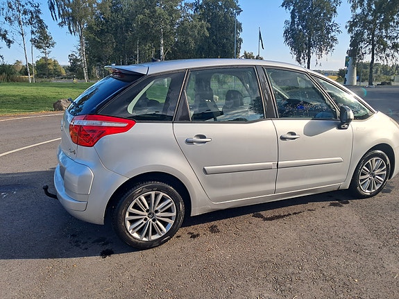 Citroen C4 Picasso 4 of 6