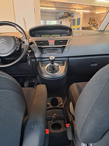 Citroen C4 Picasso 6 of 6