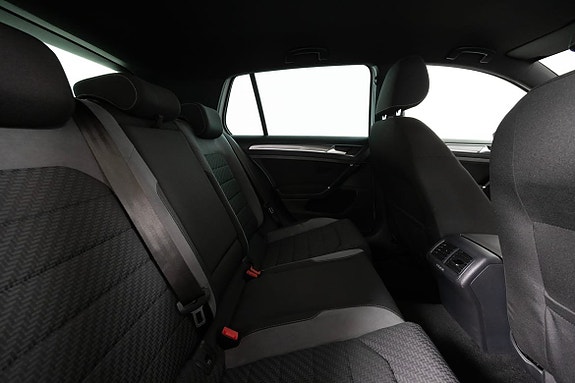 Volkswagen Golf I 19 of 28