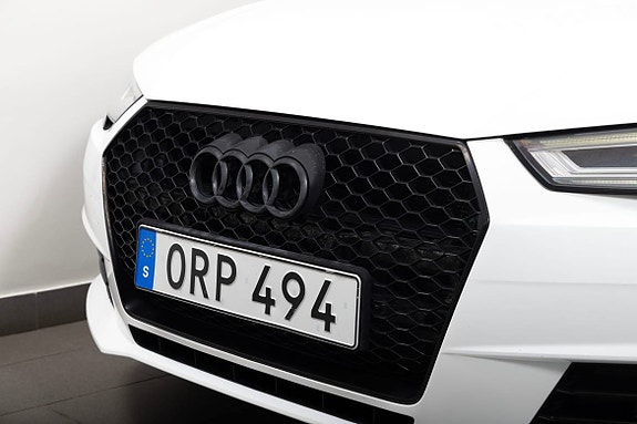 Audi A4 5 of 22