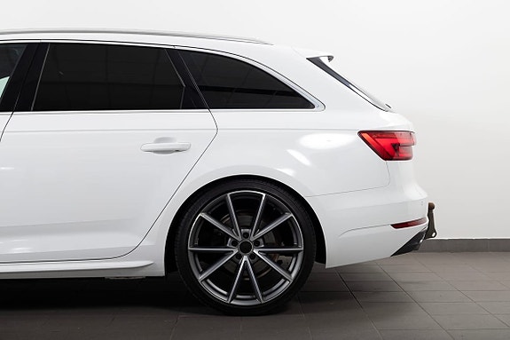 Audi A4 7 of 22
