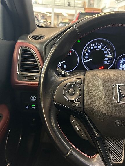 Honda HR-V 16 of 30