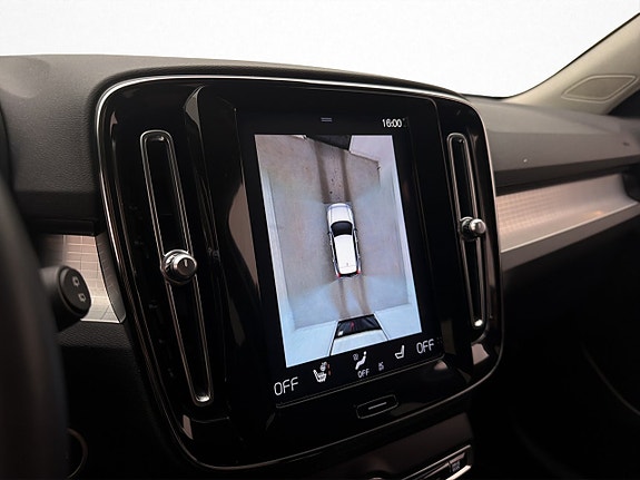 Volvo XC40 20 of 30