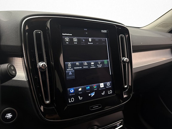 Volvo XC40 23 of 30
