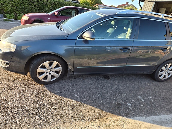 Volkswagen Passat 3 of 7