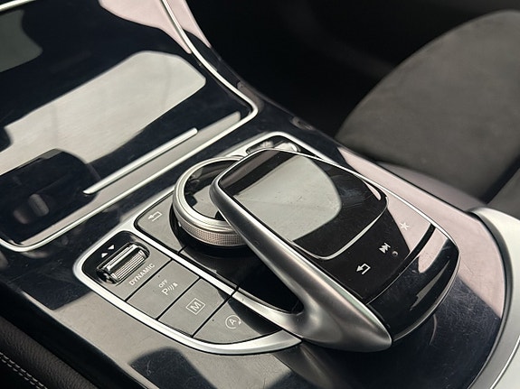 Mercedes-Benz GLC220 d 26 of 30