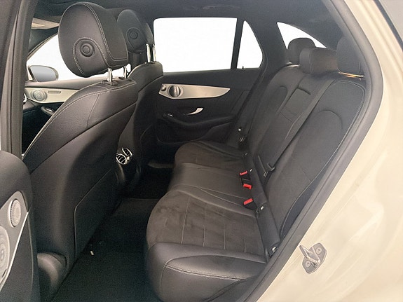 Mercedes-Benz GLC220 d 29 of 30