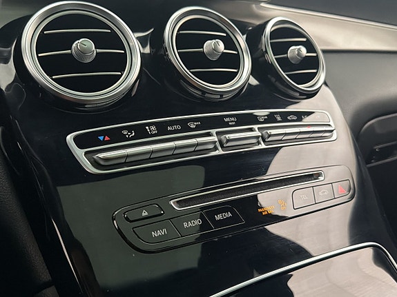 Mercedes-Benz GLC220 d 25 of 30