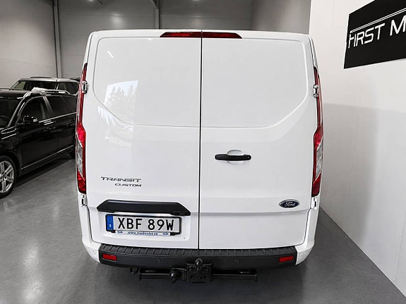Ford Transit Custom 8 of 9