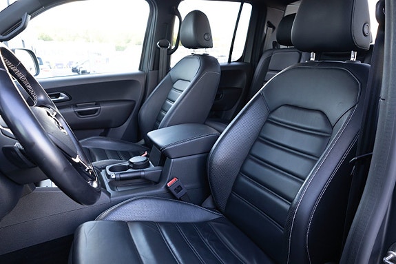Volkswagen Amarok 13 of 19