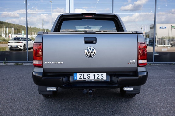 Volkswagen Amarok 7 of 19