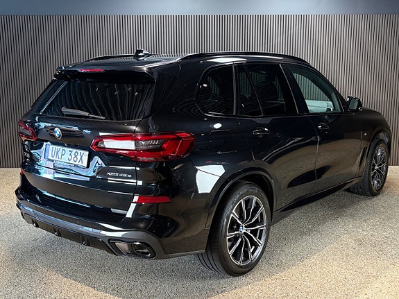 BMW X5 4 of 26